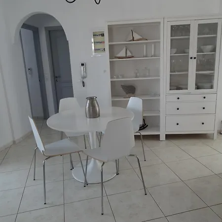 Emily's Deluxe Apartman *